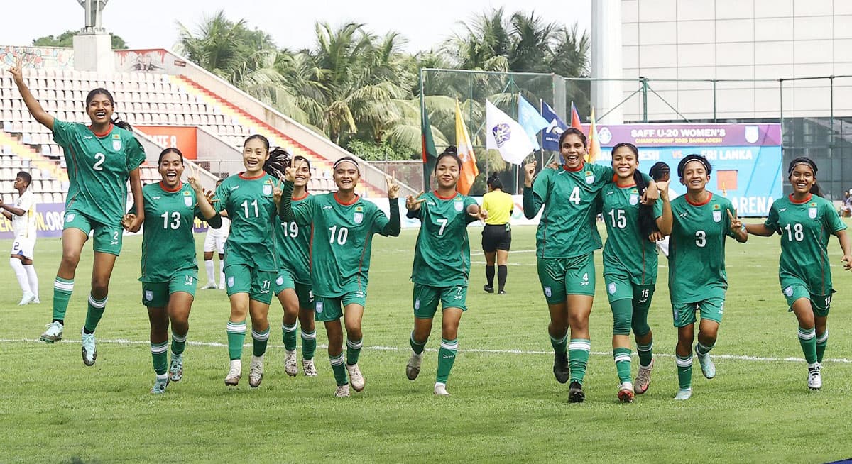 সাগরিকার হ্যাটট্রিক, শ্রীলঙ্কাকে গোলবন্যায় ভাসাল বাংলাদেশ 