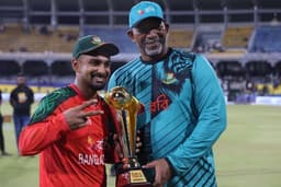 শ্রীলঙ্কার মাটিতে প্রথম সিরিজ জয়